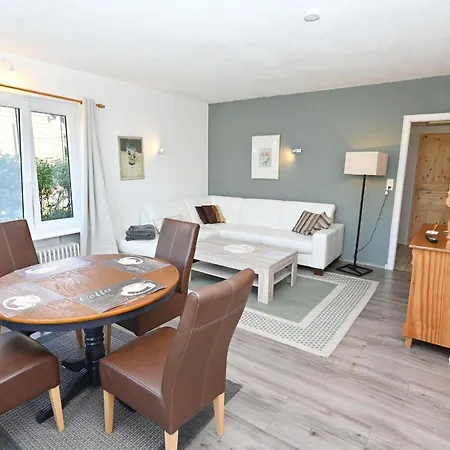 Haus-osbahr-ferienwohnung-waldtraud 아파트 Behrensdorf